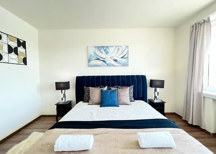 Luxury With A Beautiful View Danubius Apartament