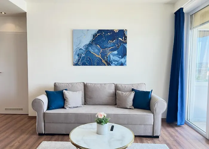 Luxury With A Beautiful View Danubius Apartament *